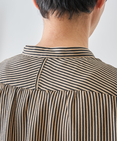 EDIFICE（エディフィス）の「パターンクリスプ ショートスリーブ バンドカラーシャツ（シャツ/ブラウス・メンズ・ベージュ/ブラック/グレー・SMALL/MEDIUM/LARGE）」の21枚目の写真