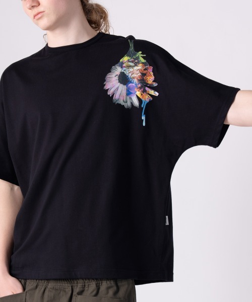 rehacer（レアセル）の「rehacer : × everglouu  Art Bloom Dolman CS/ アートブルーム ドルマン  カットソー（Tシャツ/カットソー・メンズ・ホワイト/ブラック・SMALL/X-LARGE/LARGE/MEDIUM）」の6枚目の写真