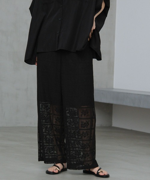 LAKOLE（ラコレ）の「ブロックレースワイドパンツ /663221（その他パンツ・レディース・アイボリー/ブラック/ラベンダー/ブラウン・FREE）」の10枚目の写真