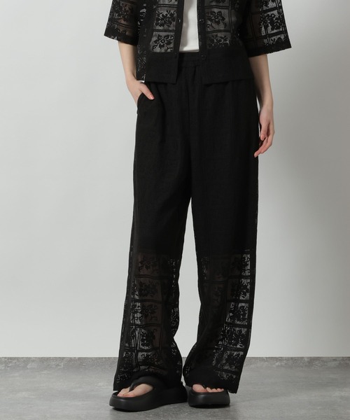 LAKOLE（ラコレ）の「ブロックレースワイドパンツ /663221（その他パンツ・レディース・アイボリー/ブラック/ラベンダー/ブラウン・FREE）」の15枚目の写真