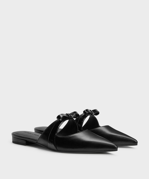 CHARLES & KEITH(チャールズ & キース)の「Kaleen カリーン ポインテッドミュール(パンプス・レディース・ブラック/アイボリー・23.5cm/23cm/22.5cm/25.5cm/25cm/24.5cm)」の7枚目の写真