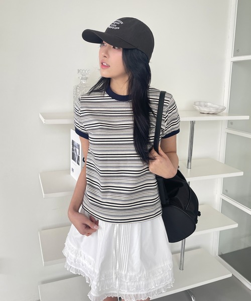 UNE MANSION(ユヌマンション)の「バイカラーボーダーTシャツカットソー(Tシャツ/カットソー・レディース・ワインレッド/ブラウン/ネイビー・FREE)」の1枚目の写真