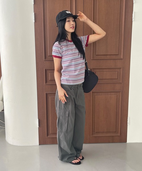 UNE MANSION(ユヌマンション)の「バイカラーボーダーTシャツカットソー(Tシャツ/カットソー・レディース・ワインレッド/ブラウン/ネイビー・FREE)」の9枚目の写真