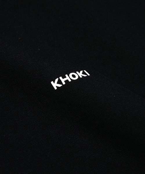 KHOKI(コッキ)の「Printed T-shirt(Tシャツ/カットソー・メンズ・ホワイト/ブラック/チャコール・3/4)」の7枚目の写真