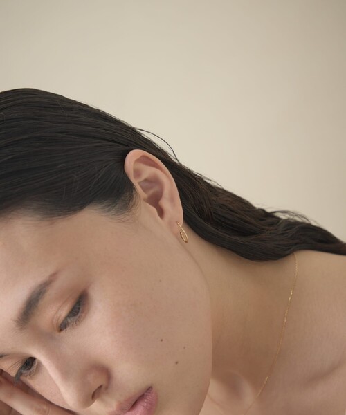 ete bijoux（エテビジュー）の「[ヌーヴ] K18YG オービットフープ ピアス /Origin（ピアス（両耳用）・レディース・イエローゴールド・FREE）」の3枚目の写真