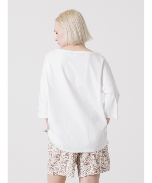 DIMENSIONE danza(ディメンシオーネ ダンツァ)の「デザインTシャツ(Tシャツ/カットソー・レディース・オフホワイト/アーミー/ベージュ・SMALL)」の5枚目の写真