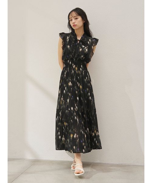 SNIDEL(スナイデル)の「【販路限定サイズあり】Sustainableフリルプリーツワンピース(ワンピース・レディース・アイボリー/ブラック/ライトピンク・0/1/2/00)」の18枚目の写真