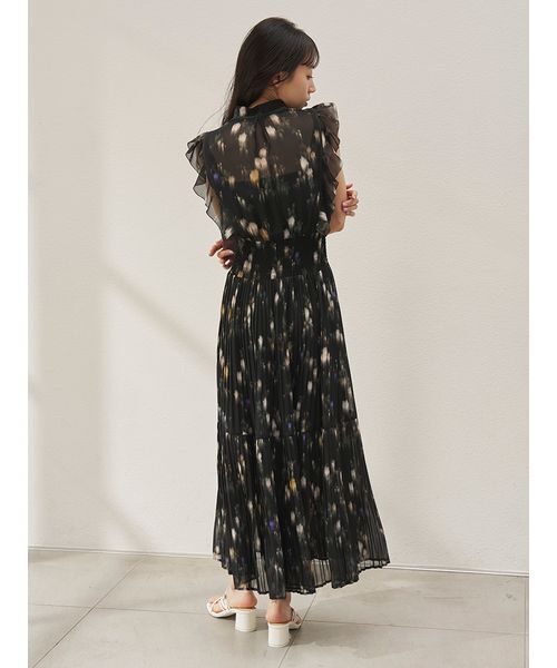 SNIDEL(スナイデル)の「【販路限定サイズあり】Sustainableフリルプリーツワンピース(ワンピース・レディース・アイボリー/ブラック/ライトピンク・0/1/2/00)」の17枚目の写真
