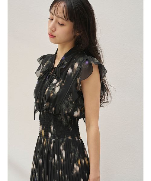 SNIDEL(スナイデル)の「【販路限定サイズあり】Sustainableフリルプリーツワンピース(ワンピース・レディース・アイボリー/ブラック/ライトピンク・0/1/2/00)」の13枚目の写真