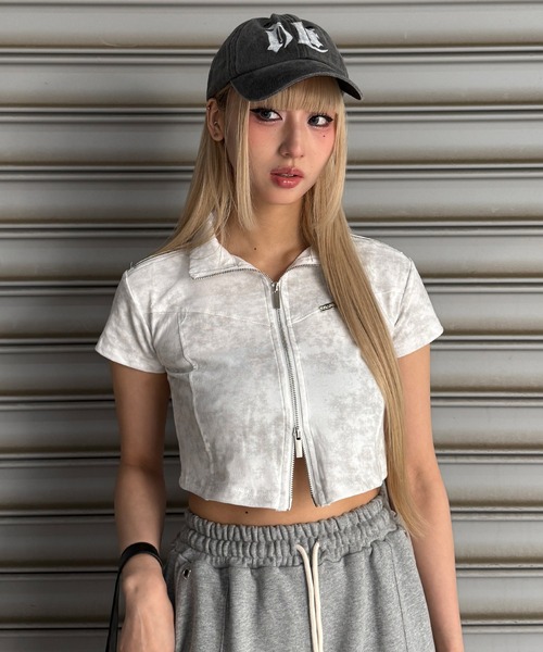 Figments(フィグメンツ)の「メタルバッジZIPトップ(Tシャツ/カットソー・レディース・ホワイト/ブラック・FREE)」の15枚目の写真