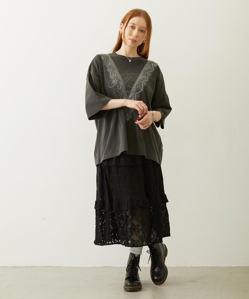 MILKFED.(ミルクフェド)の「LACE S/S TOP(Tシャツ/カットソー・レディース・オフホワイト/グレー/ブラック・ONE SIZE)」の21枚目の写真