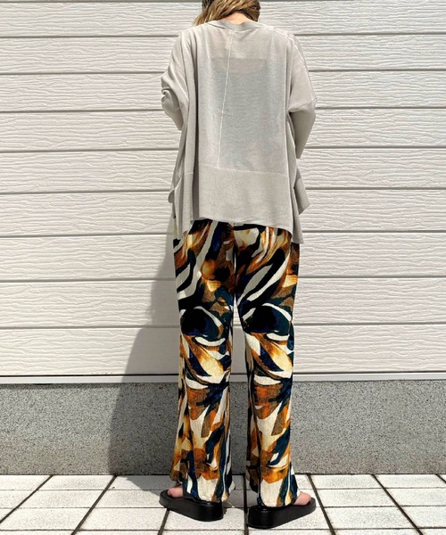 Q(キュー)の「プリーツリーフ柄PT(その他パンツ・レディース・ブルー系その他/ブラック系その他・MEDIUM)」の22枚目の写真