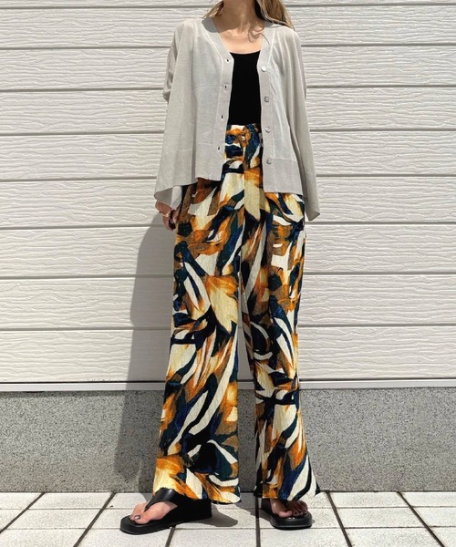 Q(キュー)の「プリーツリーフ柄PT(その他パンツ・レディース・ブルー系その他/ブラック系その他・MEDIUM)」の21枚目の写真