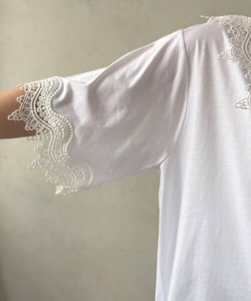 DouDou(ドゥドゥ)の「【WEB限定】レーストリムトップス(Tシャツ/カットソー・レディース・ブラック/ホワイト・FREE)」の17枚目の写真