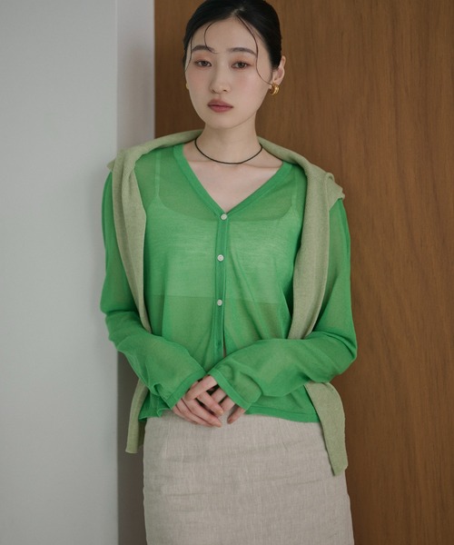 LAULEN(ローレン)の「sheer v neck cardigan /シアーVネックカーディガン(カーディガン/ボレロ・レディース・レッド/オレンジ/ブルー/ピンク/グリーン・FREE)」の2枚目の写真