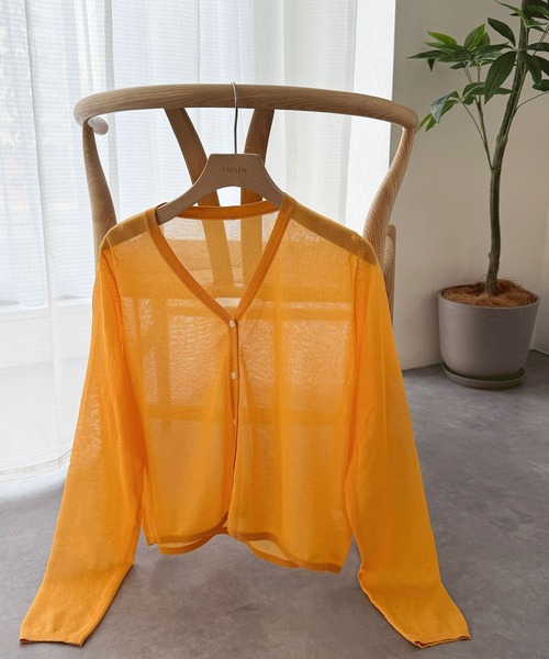 LAULEN（ローレン）の「sheer v neck cardigan /シアーVネックカーディガン（カーディガン/ボレロ・レディース・レッド/オレンジ/ブルー/ピンク/グリーン・FREE）」の21枚目の写真