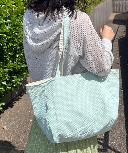 CRB(シーアールビー)の「ロゴリバーシブルトートバッグ(トートバッグ・レディース・ピンク/レッド/アイボリー/パープル・F)」の9枚目の写真