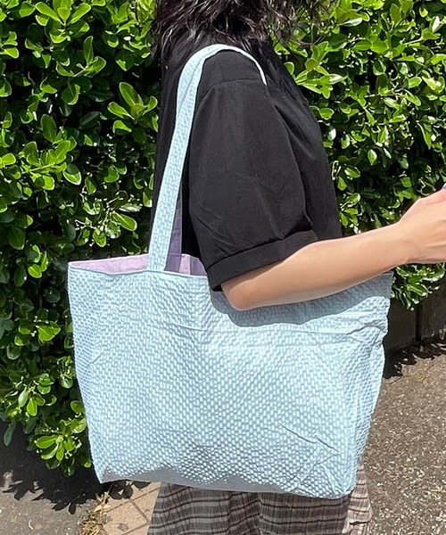 CRB(シーアールビー)の「ロゴリバーシブルトートバッグ(トートバッグ・レディース・ピンク/レッド/アイボリー/パープル・F)」の15枚目の写真