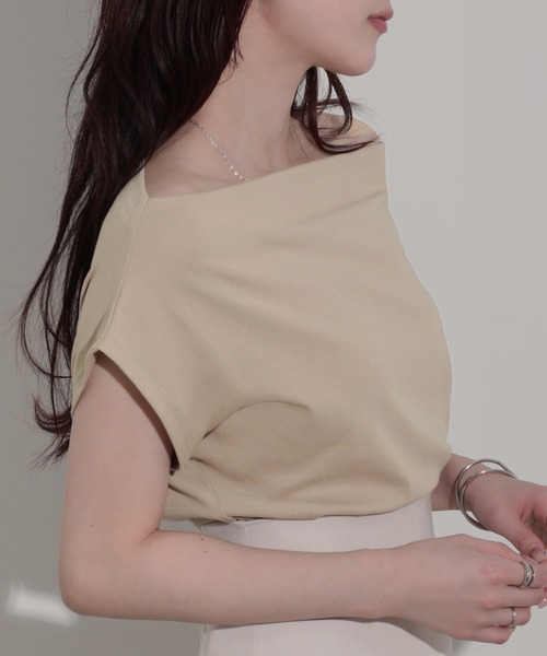 nouvellemoi(ヌーベルモイ)の「ワンショルトップス(その他トップス・レディース・ブラック/ホワイト/グレイッシュベージュ/グレー・S/L/M)」の8枚目の写真