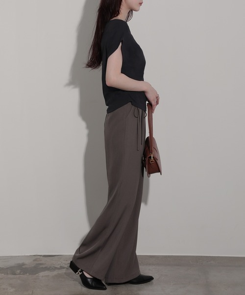 nouvellemoi(ヌーベルモイ)の「ワンショルトップス(その他トップス・レディース・ブラック/ホワイト/グレイッシュベージュ/グレー・S/L/M)」の15枚目の写真
