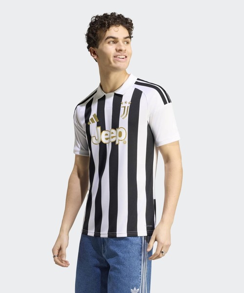 adidas(アディダス)の「ユベントス 26/27 ホームジャージー/ アディダス adidas(Tシャツ/カットソー・メンズ・ホワイト・XX-LARGE/X-LARGE/SMALL/MEDIUM/LARGE/XXX-LARGE)」の1枚目の写真