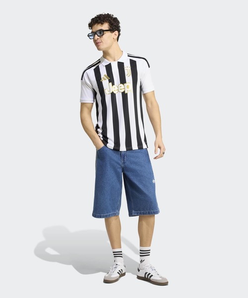 adidas(アディダス)の「ユベントス 26/27 ホームジャージー/ アディダス adidas(Tシャツ/カットソー・メンズ・ホワイト・XX-LARGE/X-LARGE/SMALL/MEDIUM/LARGE/XXX-LARGE)」の5枚目の写真