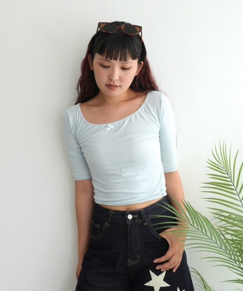 BLOOMING CHARM(ブルーミングチャーム)の「Ballet Neck Top(Tシャツ/カットソー・レディース・サックスブルー系/ピンク/ブラック/グレー・FREE)」の1枚目の写真