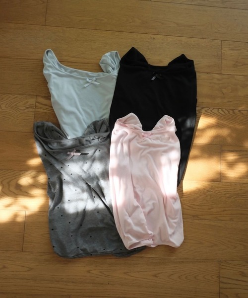 BLOOMING CHARM(ブルーミングチャーム)の「Ballet Neck Top(Tシャツ/カットソー・レディース・サックスブルー系/ピンク/ブラック/グレー・FREE)」の12枚目の写真