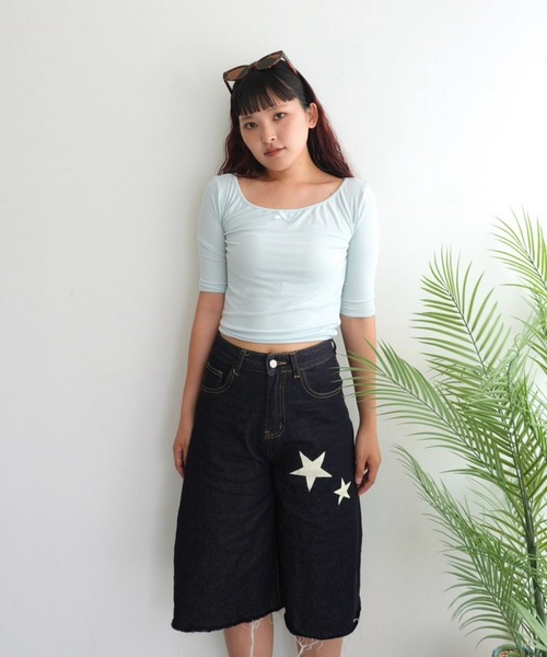 BLOOMING CHARM(ブルーミングチャーム)の「Ballet Neck Top(Tシャツ/カットソー・レディース・サックスブルー系/ピンク/ブラック/グレー・FREE)」の5枚目の写真