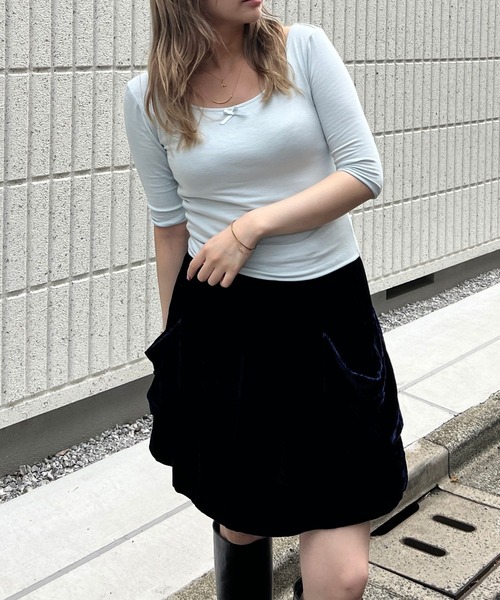 BLOOMING CHARM(ブルーミングチャーム)の「Ballet Neck Top(Tシャツ/カットソー・レディース・サックスブルー系/ピンク/ブラック/グレー・FREE)」の11枚目の写真