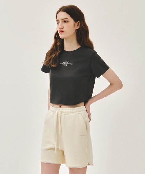 MARITHE + FRANCOIS GIRBAUD(マリテフランソワジルボー)の「W SILVER LETTERING CROP TEE(Tシャツ/カットソー・レディース・ピンク/アイボリー/チャコール・SMALL/MEDIUM)」の4枚目の写真