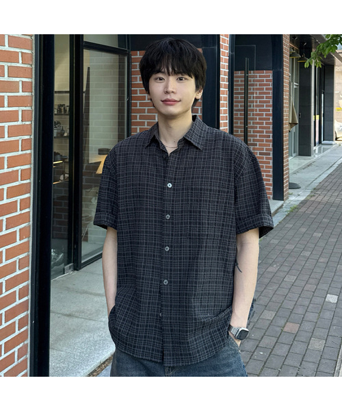 MINDBRIDGE(マインドブリッジ)の「ダークチェックオーバーサイズ半袖シャツ - 2カラー(シャツ/ブラウス・メンズ・ブラック/オリーブ・100/110/95/105)」の1枚目の写真