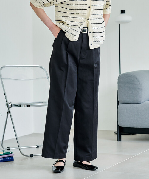 FREAK'S STORE(フリークスストア)の「ベルト付き タックパンツ(スラックス・レディース・ベージュ/ブラック・MEDIUM/SMALL)」の2枚目の写真