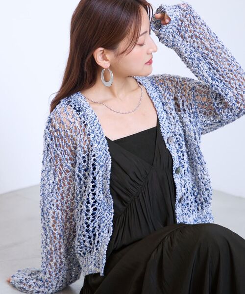 COHINA(コヒナ)の「スラブスパンコールカーディガン 【低身長・小柄女性】(カーディガン/ボレロ・レディース・ピンク/ライトベージュ/ネイビー・ONE SIZE)」の3枚目の写真