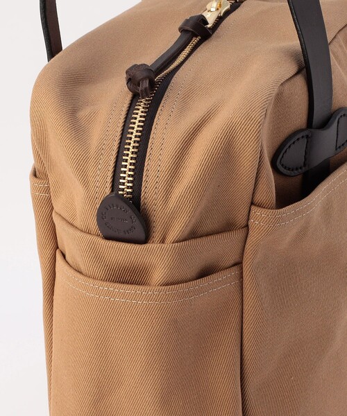 FILSON（フィルソン）の「FILSON/フィルソン Rugged Twill Zipper Tote Bag/ラグドツイル ジッパー トートバッグ（トートバッグ・メンズ・オリーブ/ブラウン・ONE SIZE）」の9枚目の写真