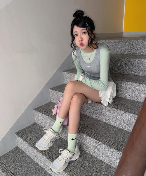 MORVE13（モルブ13）の「オールデイレイヤードテンセルTシャツ（Tシャツ/カットソー・レディース・アイボリー/ミント/ライトグレー/レッド/バーガンディー/バイオレット/ネイビー/ブラック・FREE）」の16枚目の写真