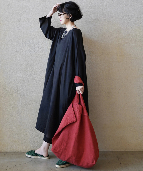 JOURNAL STANDARD LUXE(ジャーナルスタンダード ラックス)の「【SOIL】60s CAMBRIC SIDE GATHERED DRESS(ワンピース・レディース・ブラック/カーキ・2)」の3枚目の写真