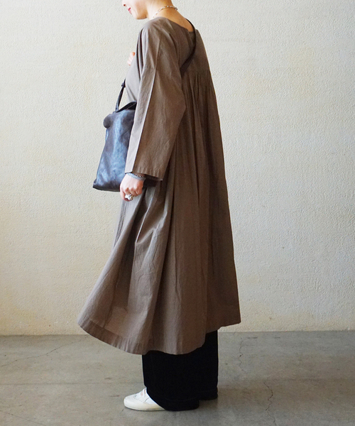 JOURNAL STANDARD LUXE(ジャーナルスタンダード ラックス)の「【SOIL】60s CAMBRIC SIDE GATHERED DRESS(ワンピース・レディース・ブラック/カーキ・2)」の6枚目の写真