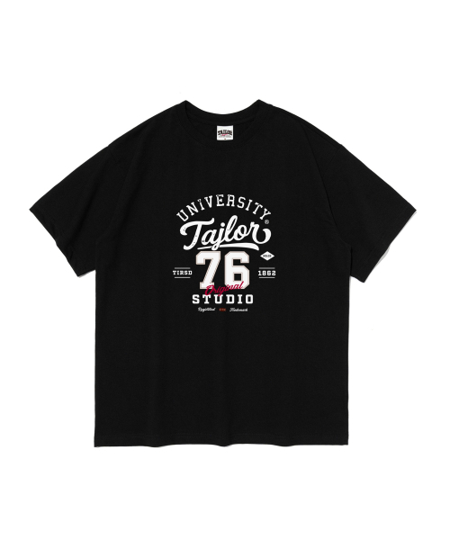 TAILOR STUDIO(テーラースタジオ)の「ユニバーシティ76グラフィックオーバーサイズ半袖Tシャツ(ブラック)(Tシャツ/カットソー・レディース・その他・SMALL/MEDIUM/LARGE/X-LARGE/2XL)」の1枚目の写真