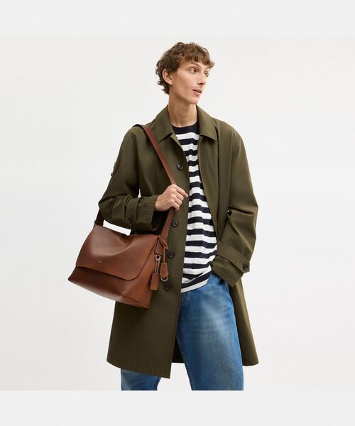 COACH（コーチ）の「ラドロー メッセンジャー・ラブド レザー（メッセンジャーバッグ・メンズ・ブラウン系その他・ONE）」の2枚目の写真