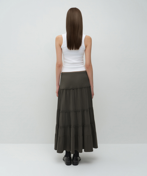 MUSINSA STANDARD WOMAN（ムシンサスタンダードウーマン）の「ウィメンズジャージティアードロングスカート[カーキブラウン]（スカート・レディース・その他・SMALL/MEDIUM/LARGE/X-SMALL）」の3枚目の写真