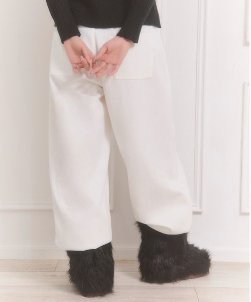 Mejoul(メジュール)の「【2026秋冬新作】ハートロゴ刺繍バレルレッグ スウェットパンツ(スウェットパンツ・レディース・ピンク/ホワイト/ブルー・F)」の17枚目の写真