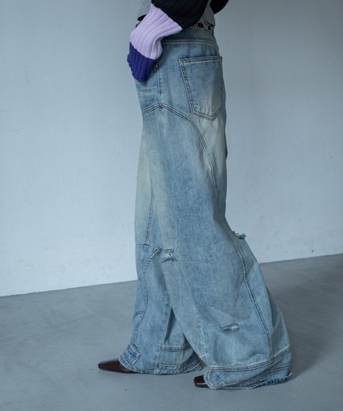 VACANCY(ヴァカンシー)の「ヴィンテージウォッシュパネルワイドデニム(デニムパンツ・レディース・ブルー・LARGE/MEDIUM/SMALL)」の4枚目の写真