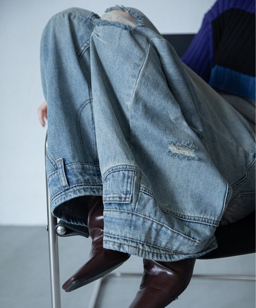 VACANCY(ヴァカンシー)の「ヴィンテージウォッシュパネルワイドデニム(デニムパンツ・レディース・ブルー・LARGE/MEDIUM/SMALL)」の15枚目の写真