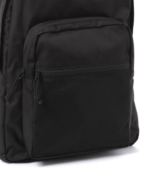 NEW ERA(ニューエラ)の「【NEW ERA(ニューエラ)】キャンパスパック 35L グラファイト(バックパック/リュック・メンズ・ブラック・FREE)」の9枚目の写真