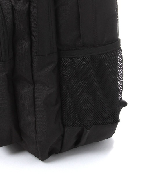 NEW ERA(ニューエラ)の「【NEW ERA(ニューエラ)】キャンパスパック 35L グラファイト(バックパック/リュック・メンズ・ブラック・FREE)」の10枚目の写真