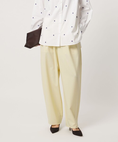 UNITED ARROWS(ユナイテッドアローズ)の「T/W バレルパンツ(その他パンツ・レディース・ダークブラウン/イエロー/ネイビー・36/38)」の3枚目の写真