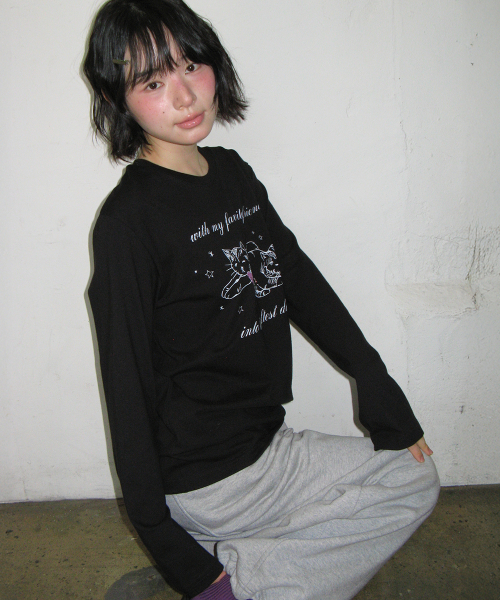 RONRON(ロンロン)の「SOFTEST DREAM CAT LONG SLEEVE BLACK(Tシャツ/カットソー・レディース・その他・FREE)」の5枚目の写真