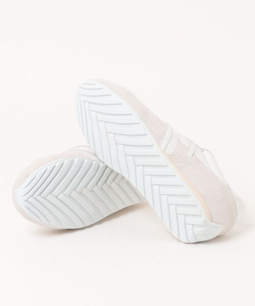 ALLSAINTS(オールセインツ)の「LIAM LEATHER AND SUEDE LOW-TOP TRAINERS | LIAM レザー アンド スエード ロートップ スニーカー(スニーカー・レディース・ホワイト・UK3/UK5)」の8枚目の写真