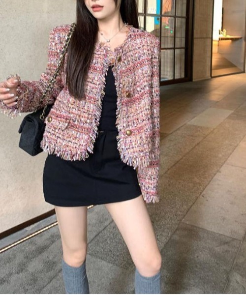 &soiree(アンドソワレ)の「フリンジチェック柄ツイードジャケット(ノーカラージャケット・レディース・ピンク・LARGE/SMALL/MEDIUM)」の3枚目の写真